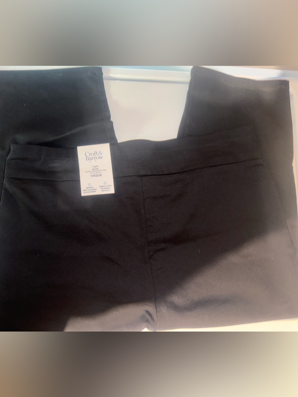 Croft & Barrow Black Mid-Rise Capri Pants